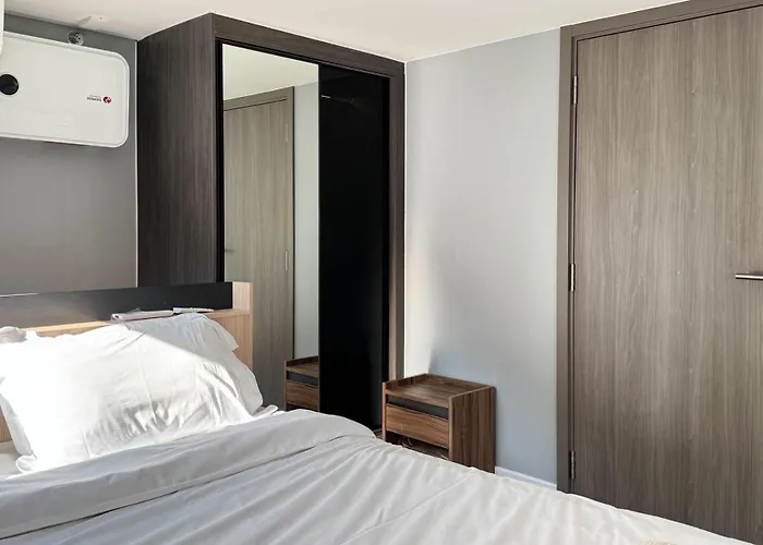 Rama9 Cassia & Siamese Appartement *